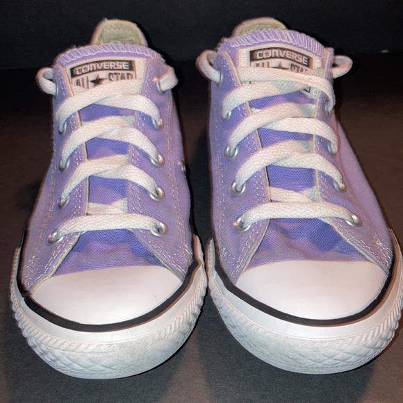 Converse Unisex 70 Ox Lilac Chuck Taylor All Star Low Top Sneakers Youth Size 2 - Picture 4 of 12